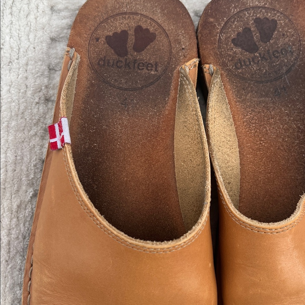 Duckfeet Blavand Leather Clog - Picture 4 of 7